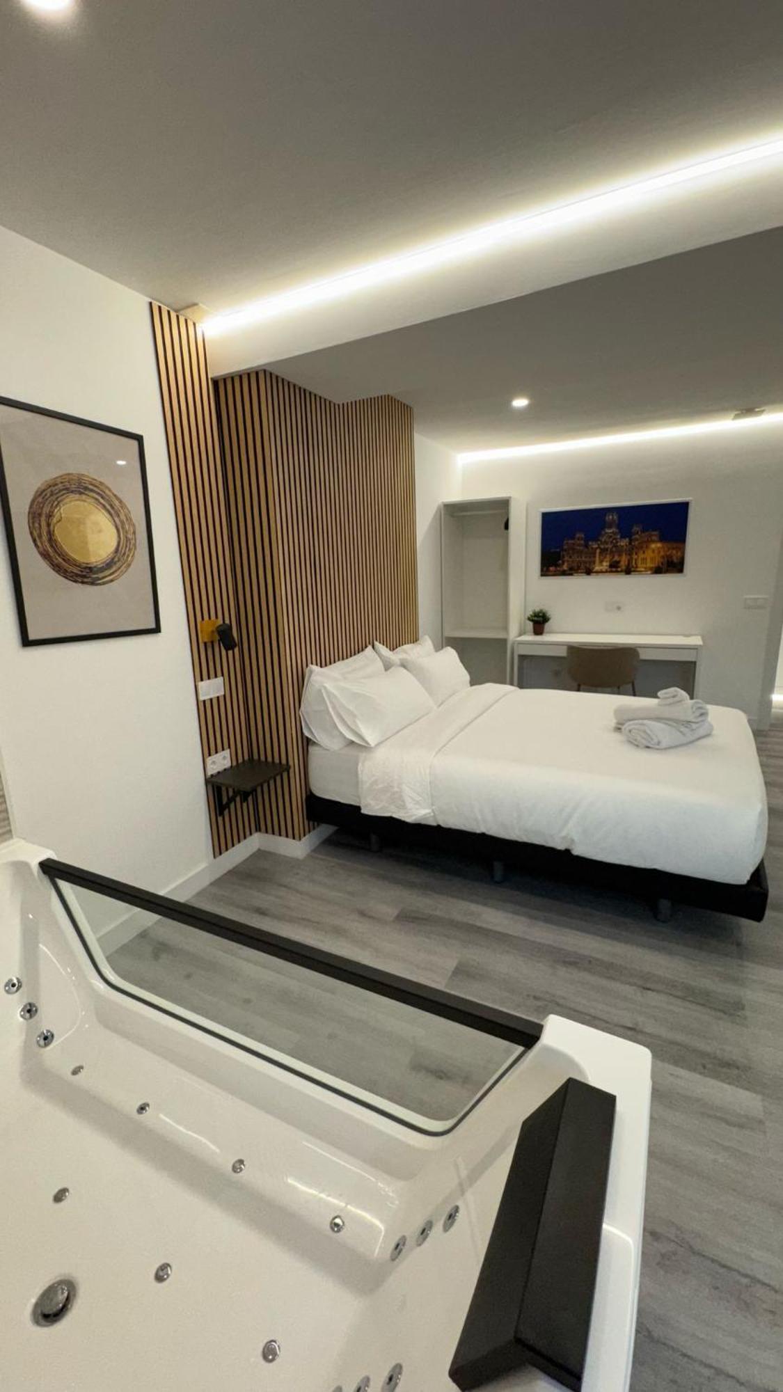 Jacuzzi Rooms Puente De Vallecas — Fotos 3